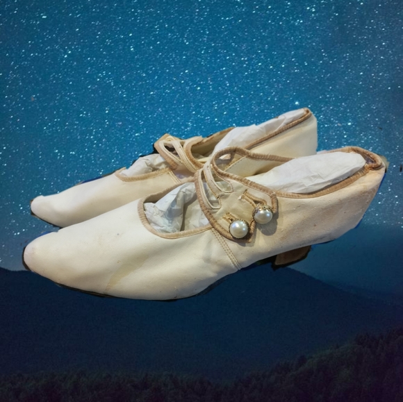 Antique Queen Quality Women's Shoes.Pumps.Distressed Collectible Rare 1800s1900s - Picture 8 of 11